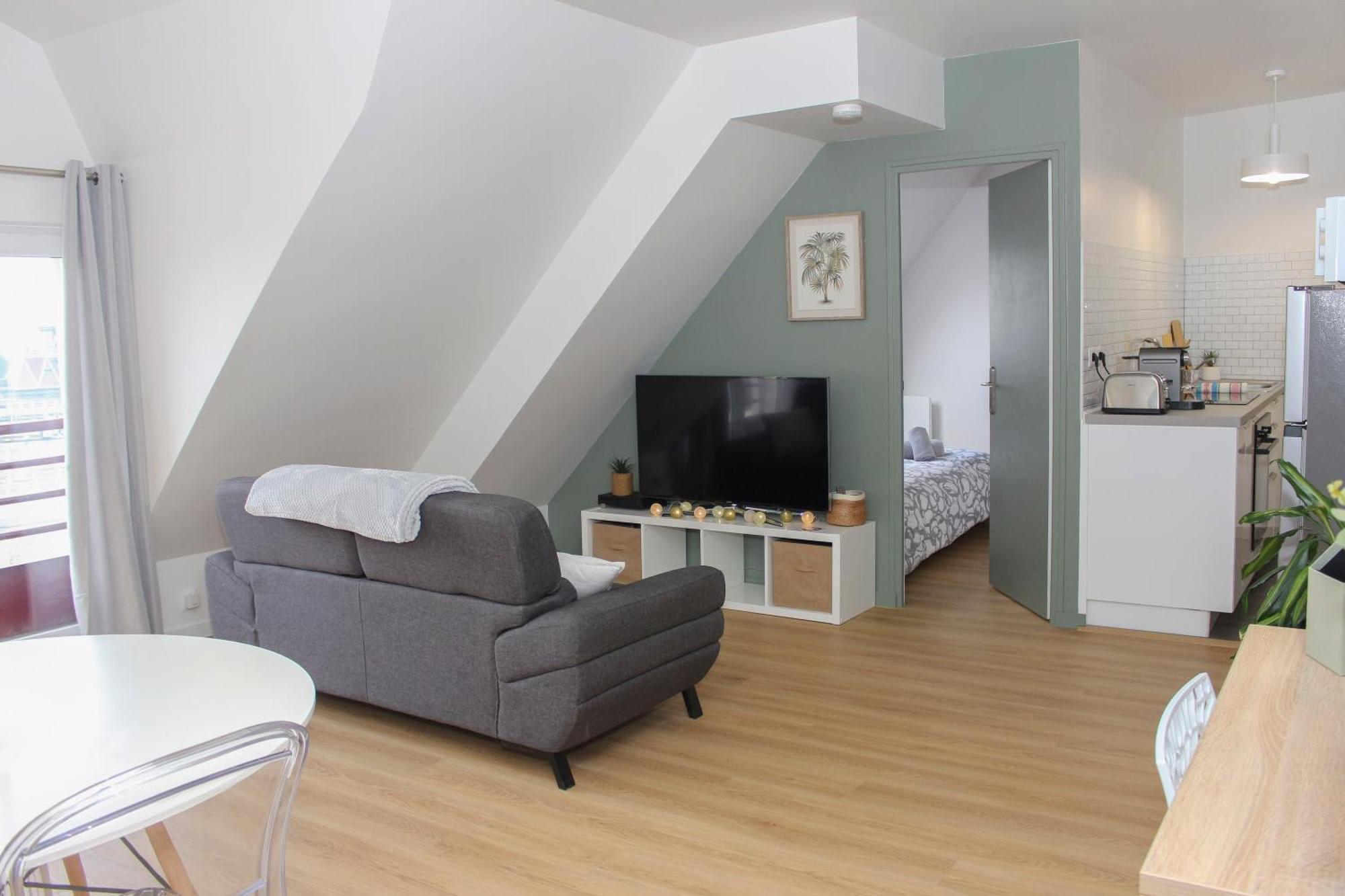 Appartement Entier *Au Pied De La Gare* Juvisy-sur-Orge Exterior foto